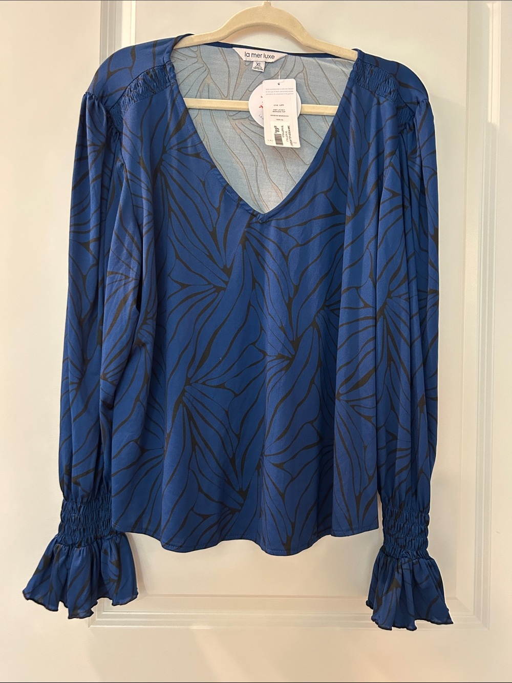 la mer luxe Blue Patterned V-Neck Long Sleeve Top / NWT
